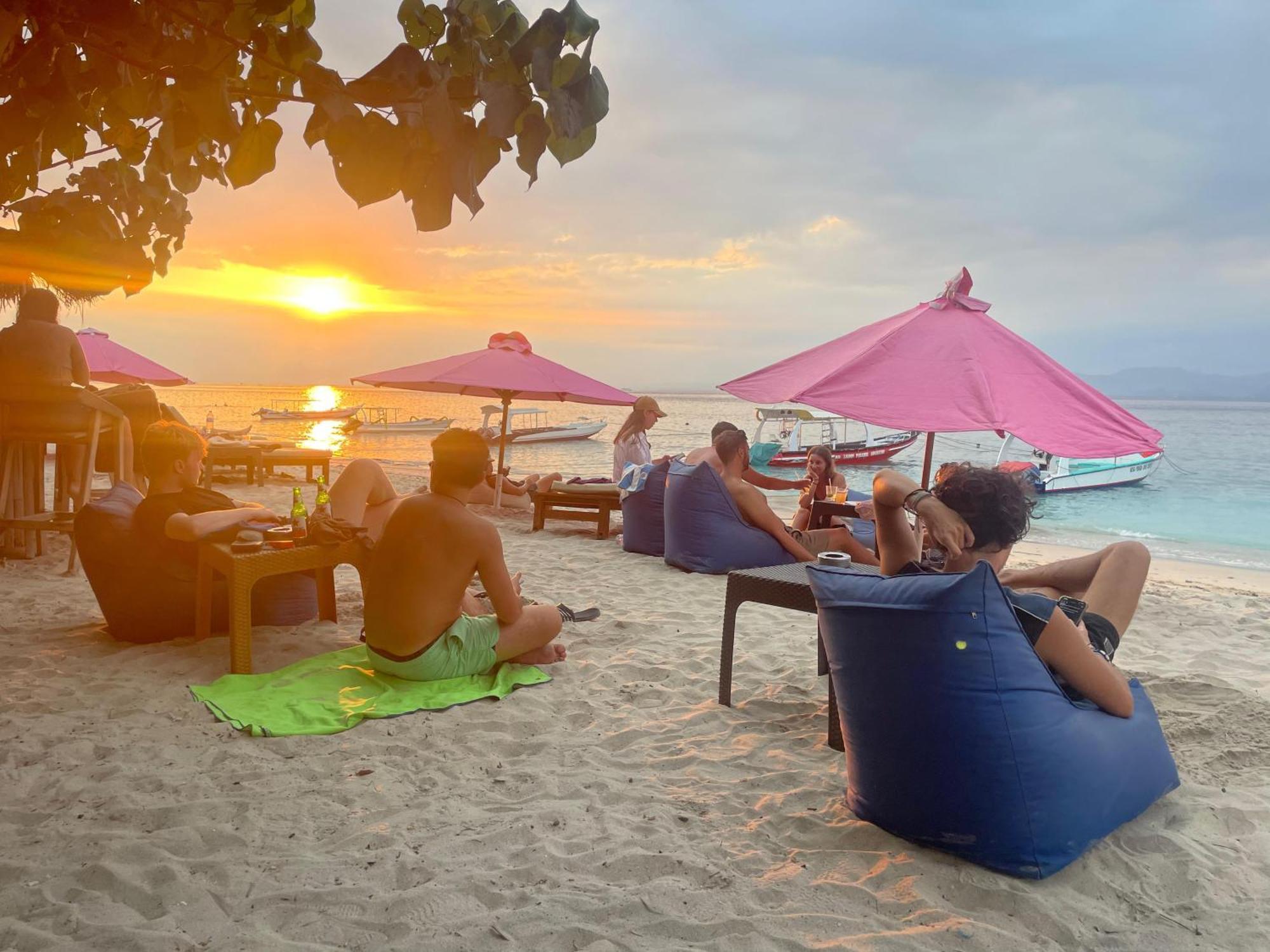 Lushy Hostel Nusa Penida Toyapakeh Екстер'єр фото